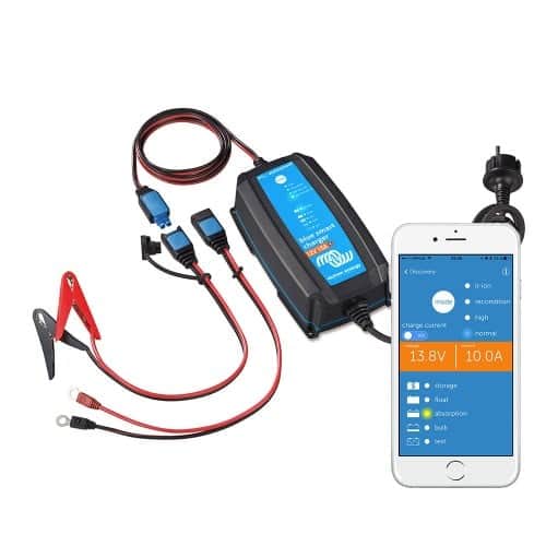 Victron Blue Smart IP65 12 V 15A 2