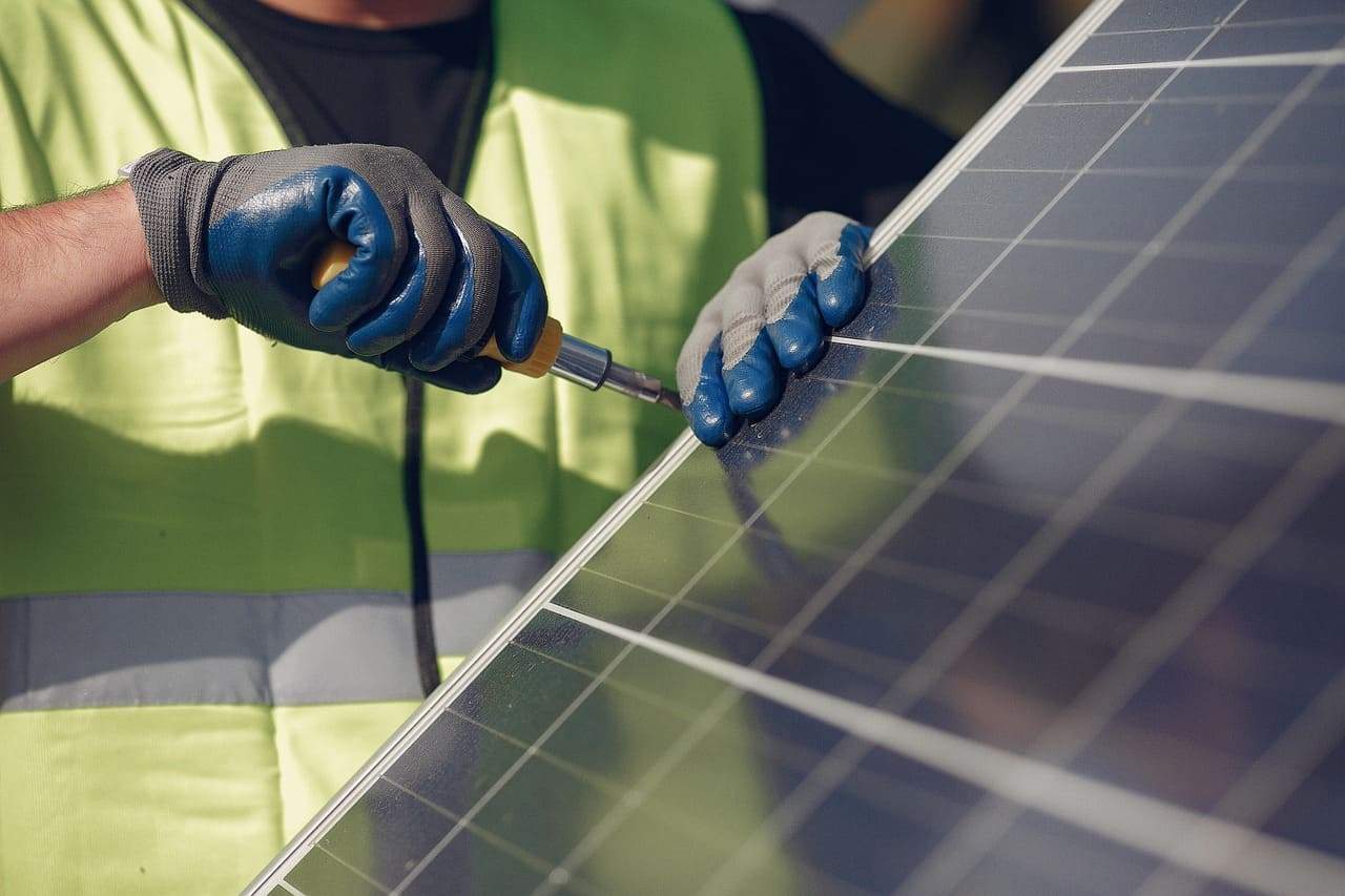 Balkonkraftwerk 600 Watt ohne Anmeldung installieren