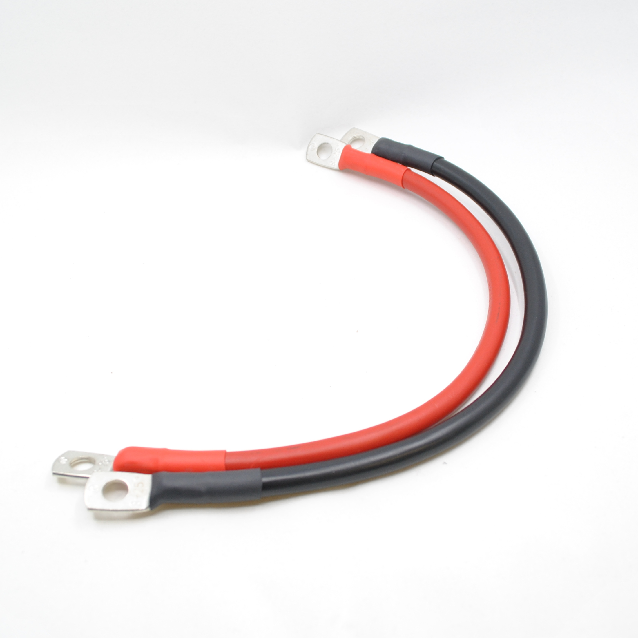 Kabel 5m in rot und 35mm2 Pressösen M8 konfektioniert